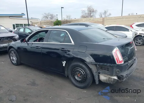 2013 Chrysler 300 Motown из США, поврежденный, VIN 2C3CCAAG8DH556391